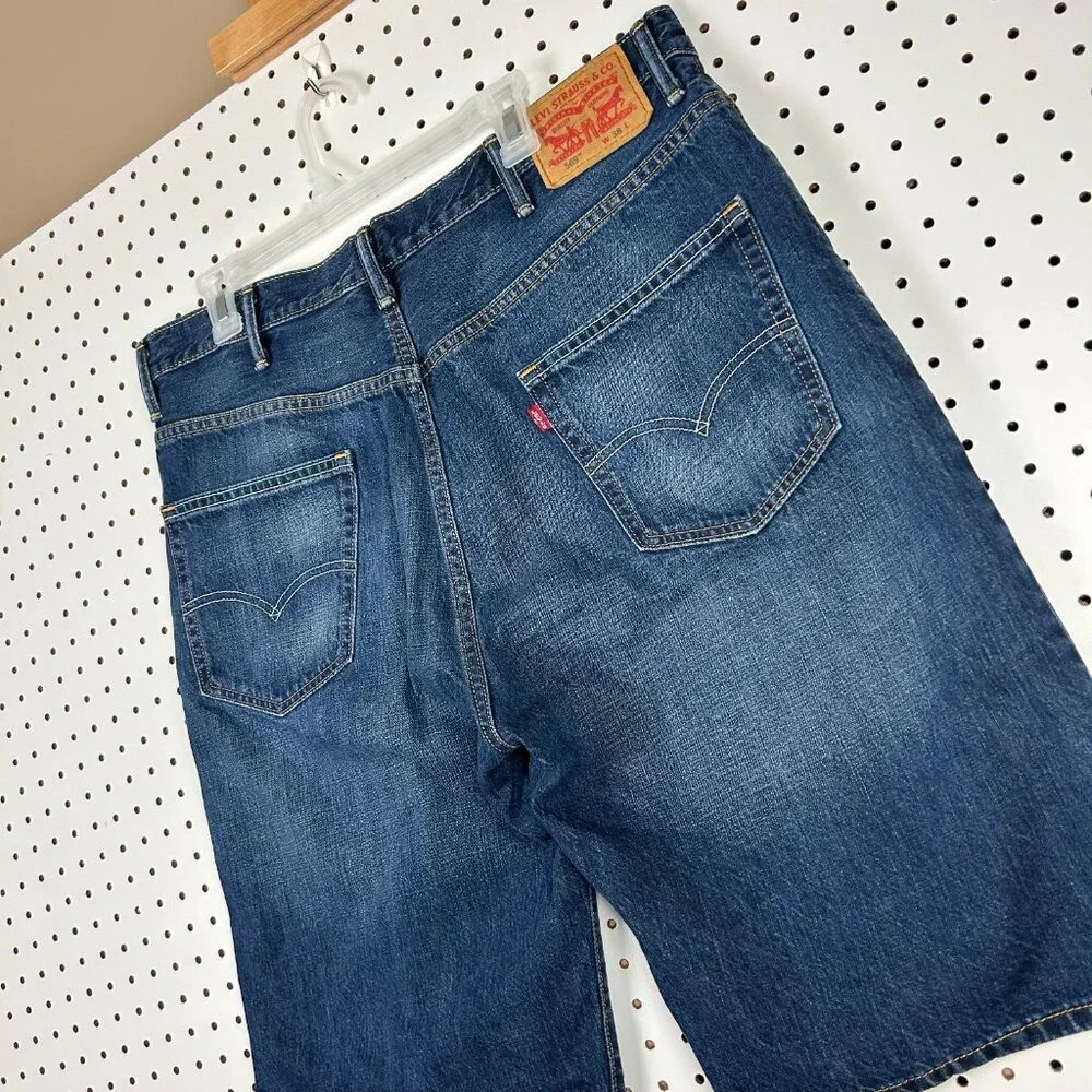 Levi's 569 Denim Blue Jean Shorts Size 38 Medium Wash Classic Cut Honey Comb Y2K